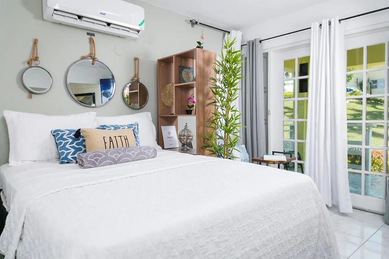 Quaint Mini-Mystic Studio! location